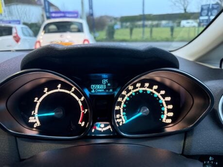 Ford Fiesta 1.25 Zetec Euro 5 5dr 27