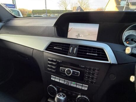 Mercedes-Benz C Class 2.1 C250 CDI BlueEfficiency AMG Sport G-Tronic+ Euro 5 (s/s) 2dr 11