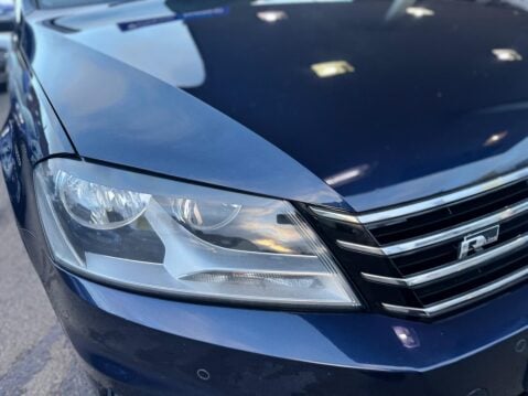 Volkswagen Passat 2.0 TDI BlueMotion Tech Executive Euro 5 (s/s) 5dr 11