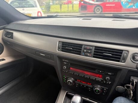 BMW 3 Series 2.0 320i M Sport Steptronic Euro 5 2dr 14