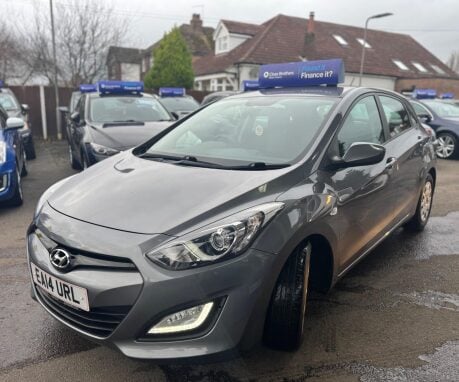 Hyundai i30 1.6 CRDi Blue Drive Classic Euro 5 (s/s) 5dr 3