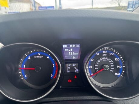 Hyundai i30 1.6 CRDi Blue Drive Classic Euro 5 (s/s) 5dr 19