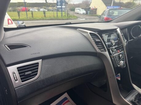 Hyundai i30 1.6 CRDi Blue Drive Classic Euro 5 (s/s) 5dr 30