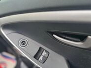 Hyundai i30 1.6 CRDi Blue Drive Classic Euro 5 (s/s) 5dr 18