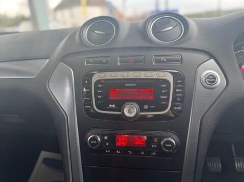 Ford Mondeo 2.0 TDCi Titanium Euro 5 5dr 22