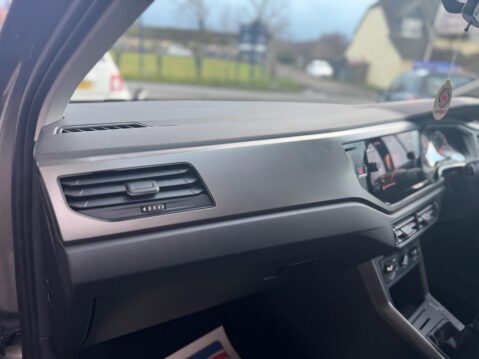 Volkswagen Polo 1.0 TSI SE Euro 6 (s/s) 5dr 31