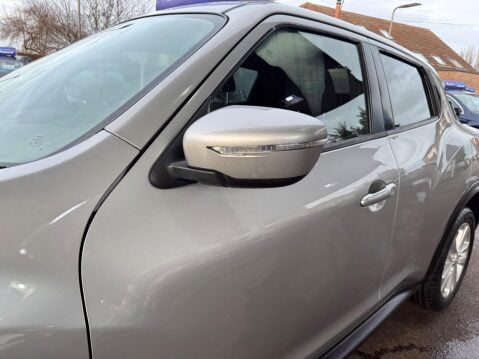 Nissan Juke 1.6 Acenta Premium XTRON Euro 6 5dr 34