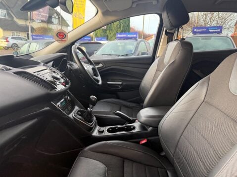 Ford Kuga 2.0 TDCi Titanium AWD Euro 6 (s/s) 5dr 35