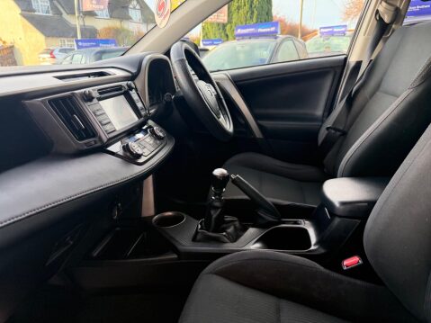 Toyota Rav4 2.0 D-4D Icon 4WD Euro 5 (s/s) 5dr 37