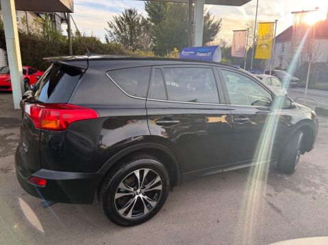 Toyota Rav4 2.0 D-4D Icon 4WD Euro 5 (s/s) 5dr 12