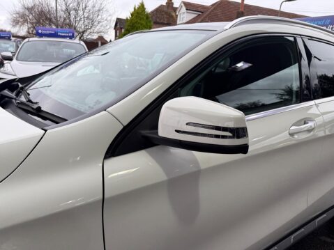 Mercedes-Benz GLA 2.1 GLA200d AMG Line (Premium Plus) Euro 6 (s/s) 5dr 34