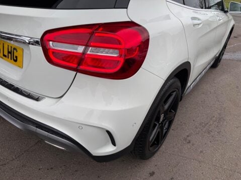 Mercedes-Benz GLA 2.1 GLA200d AMG Line (Premium Plus) Euro 6 (s/s) 5dr 42