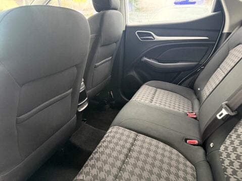 MG ZS 1.5 VTi-TECH Excite Euro 6 (s/s) 5dr 27