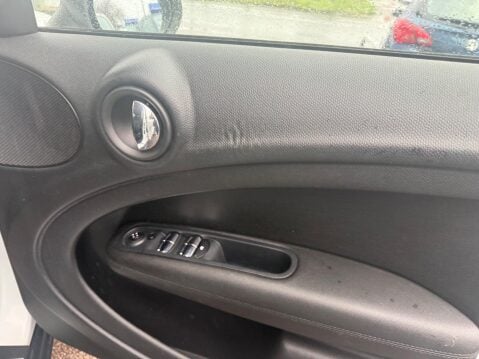 Mini Countryman 1.6 Cooper D ALL4 Euro 5 (s/s) 5dr 22