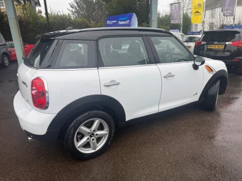 Mini Countryman 1.6 Cooper D ALL4 Euro 5 (s/s) 5dr 12