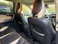 Volvo XC60 2.4 D5 R-Design Geartronic AWD Euro 5 5dr 32