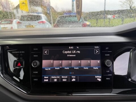 Volkswagen Polo 1.0 EVO SE Euro 6 (s/s) 5dr 28