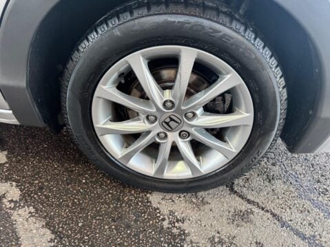 Honda Civic 1.8 i-VTEC ES-T Auto Euro 5 5dr 16