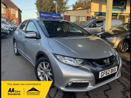 Honda Civic 1.8 i-VTEC ES-T Auto Euro 5 5dr