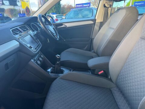 Volkswagen Tiguan 2.0 TDI BlueMotion Tech SE Navigation Euro 6 (s/s) 5dr 30