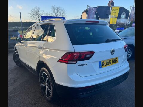 Volkswagen Tiguan 2.0 TDI BlueMotion Tech SE Navigation Euro 6 (s/s) 5dr 5