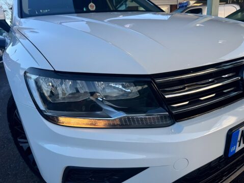 Volkswagen Tiguan 2.0 TDI BlueMotion Tech SE Navigation Euro 6 (s/s) 5dr 11
