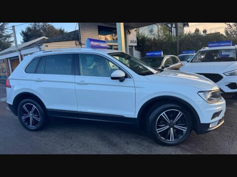 Volkswagen Tiguan 2.0 TDI BlueMotion Tech SE Navigation Euro 6 (s/s) 5dr 8