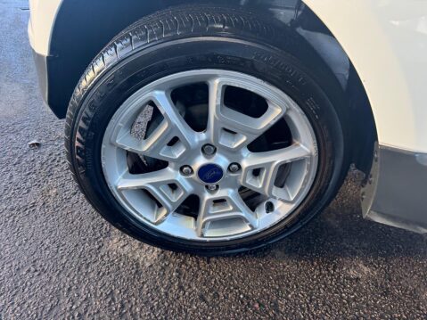 Ford Ecosport 1.5 TDCi Titanium 2WD Euro 6 5dr 17