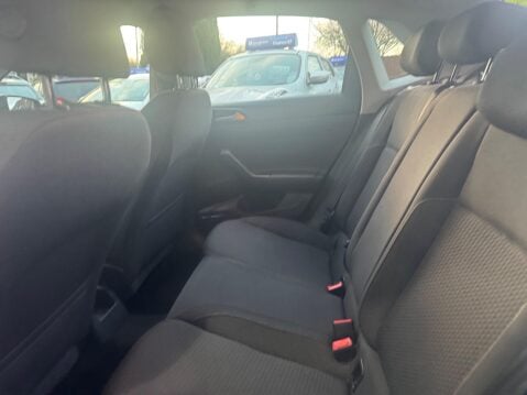 Volkswagen Polo 1.0 EVO SE Euro 6 (s/s) 5dr 28