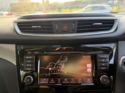 Nissan Qashqai 1.5 dCi N-Connecta Euro 6 (s/s) 5dr 28