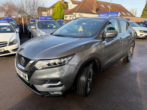 Nissan Qashqai 1.5 dCi N-Connecta Euro 6 (s/s) 5dr 9