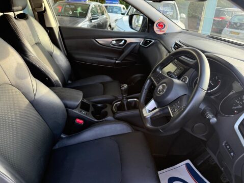 Nissan Qashqai 1.5 dCi N-Connecta Euro 6 (s/s) 5dr 42