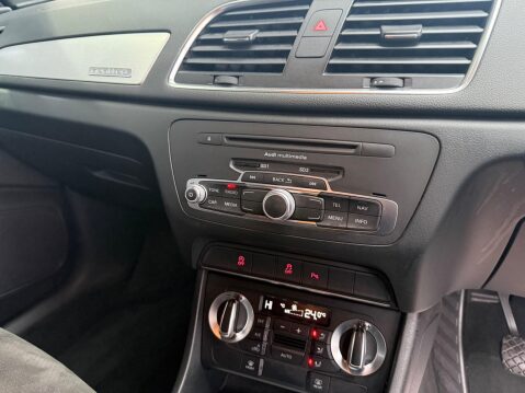 Audi Q3 2.0 TDI S line Plus quattro Euro 5 (s/s) 5dr 33