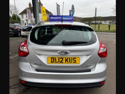 Ford Focus 1.6 TDCi Zetec Euro 5 (s/s) 5dr 6