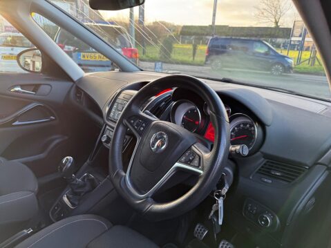 Vauxhall Zafira 2.0 CDTi SRi Euro 5 5dr 12