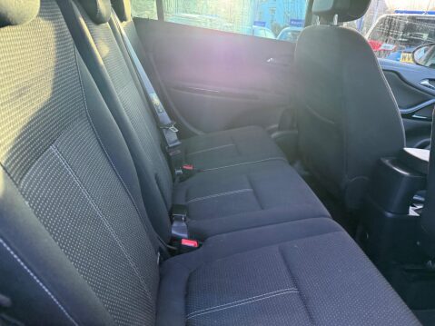 Vauxhall Zafira 2.0 CDTi SRi Euro 5 5dr 8