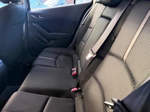 Mazda 3 2.0 SKYACTIV-G SE Nav Euro 6 (s/s) 5dr 31