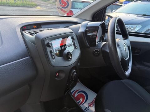 Toyota Aygo 1.0 VVT-i x Euro 5 3dr Euro 5 32