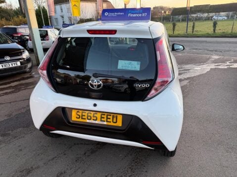 Toyota Aygo 1.0 VVT-i x Euro 5 3dr Euro 5 9
