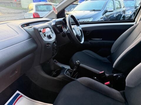 Toyota Aygo 1.0 VVT-i x Euro 5 3dr Euro 5 31