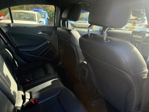 Mercedes-Benz A Class 1.6 A200 Sport Edition 7G-DCT Euro 6 (s/s) 5dr 33