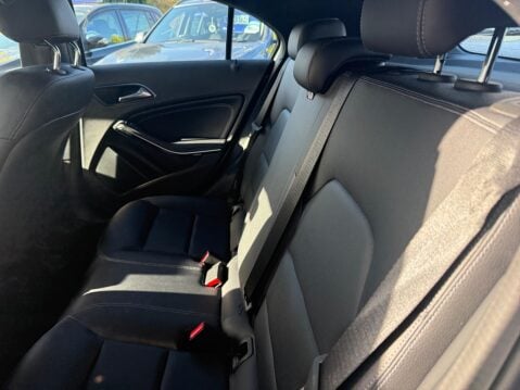 Mercedes-Benz A Class 1.6 A200 Sport Edition 7G-DCT Euro 6 (s/s) 5dr 35