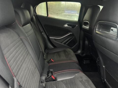 Mercedes-Benz GLA 2.1 GLA200d AMG Line (Premium) 7G-DCT Euro 6 (s/s) 5dr 27