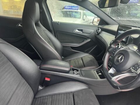 Mercedes-Benz GLA 2.1 GLA200d AMG Line (Premium) 7G-DCT Euro 6 (s/s) 5dr 25