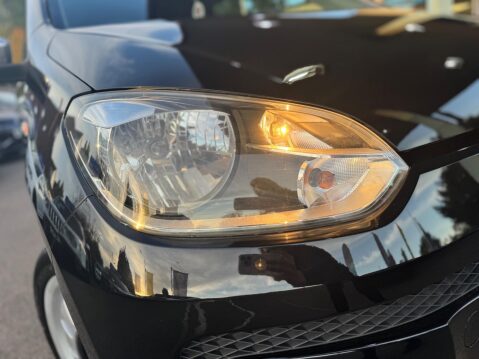 Volkswagen Up 1.0 up! Black Euro 5 3dr 11
