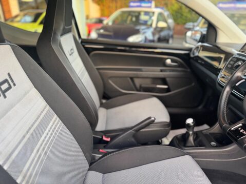 Volkswagen Up 1.0 up! Black Euro 5 3dr 26