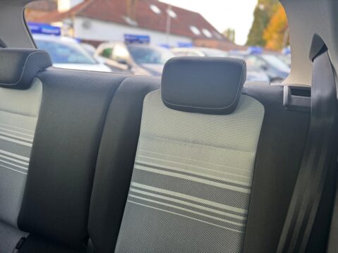 Volkswagen Up 1.0 up! Black Euro 5 3dr 29