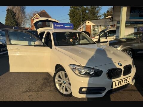 BMW 1 Series 1.5 118i Sport Euro 6 (s/s) 5dr 34
