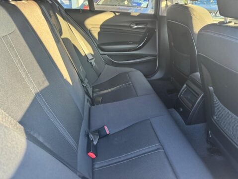 BMW 1 Series 1.5 118i Sport Euro 6 (s/s) 5dr 27