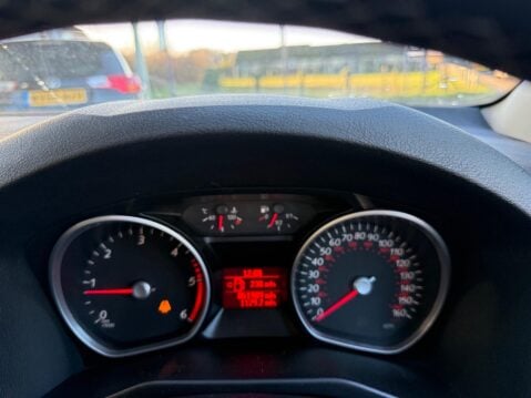 Ford Mondeo 1.6 TDCi ECOnetic Edge Euro 5 (s/s) 5dr 26